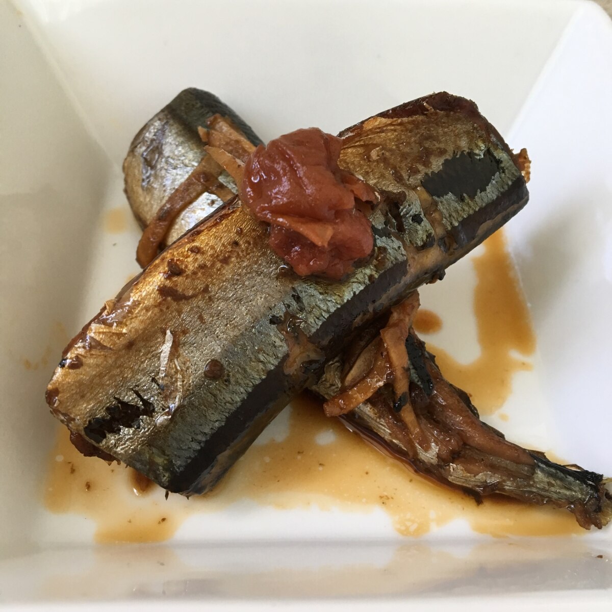 圧力鍋で骨まで柔らか 秋刀魚の梅生姜煮 レシピ 作り方 By Anoneking 楽天レシピ